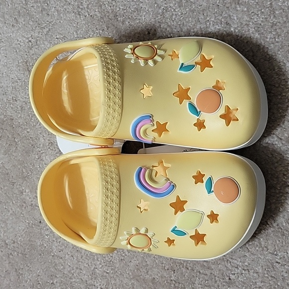 Primark Other - NEW Primark Girls Slides - Size 11